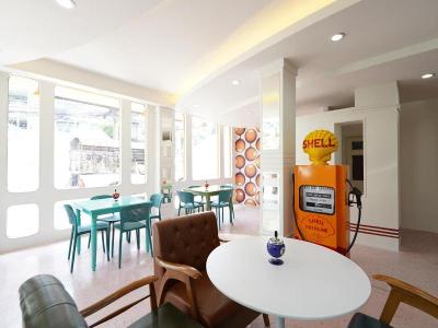 Happy 2 Hotel Pratunam by ZUZU