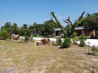 Baan Hin Sai Suay By Zuzu