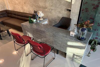 V Tharm Hotel