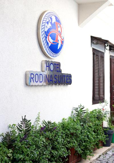 Rodina Suites Hotel
