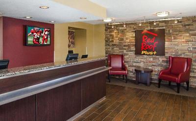 Red Roof PLUS+ Baltimore-Washington DC/BWI Airport