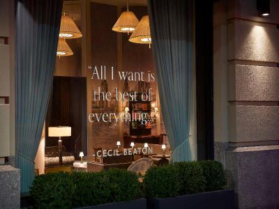 The Wall Street Hotel