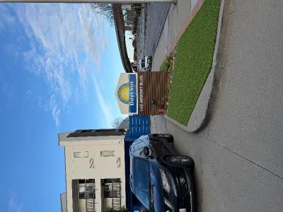 Days Inn by Wyndham San Francisco South