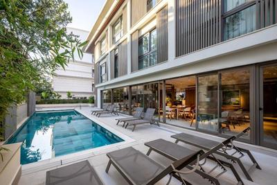 Lei Hotel