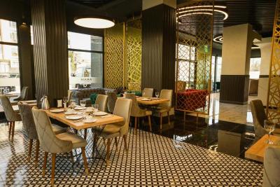 Aram Otel