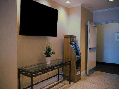 Kenner Garden Hotel