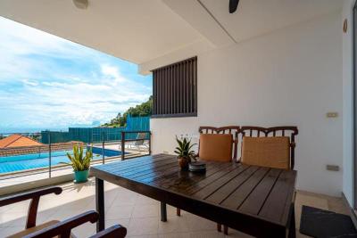 Hillside Seaview Residence