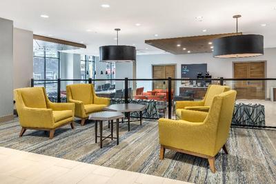 Holiday Inn Express & Suites Nashville West End Un