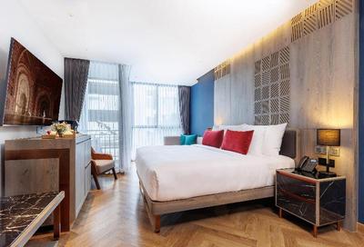 Ten Six Hundred Chao Phraya Bangkok By Preference