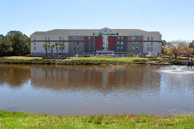 Holiday Inn Express Myrtle Beach-Broadway@The Bch