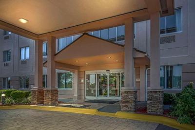 Comfort Suites Raleigh Walnut Creek