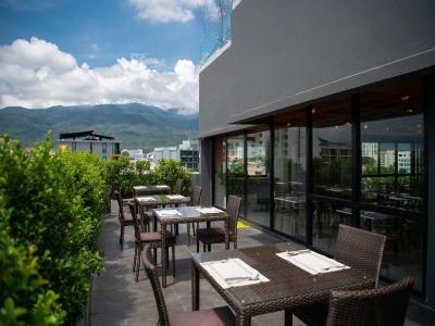 Moose Hotel Nimman