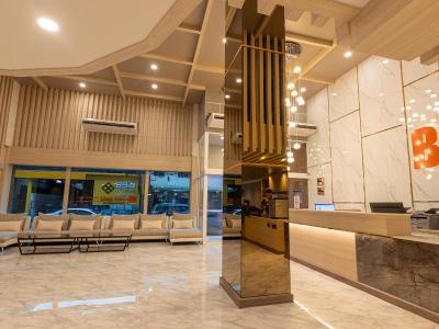 B2 Surat Thani Boutique Budget Hotel