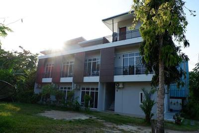 Snooze Inn Phuket By Zuzu