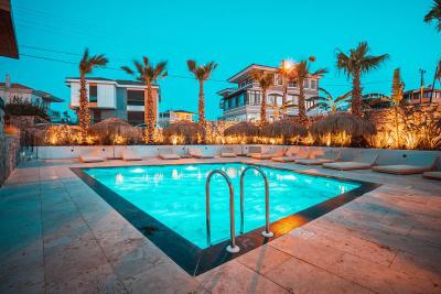 Zoi Cunda Otel