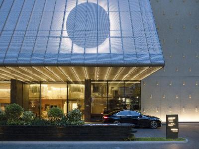 KROMO Bangkok, Curio Collection by Hilton