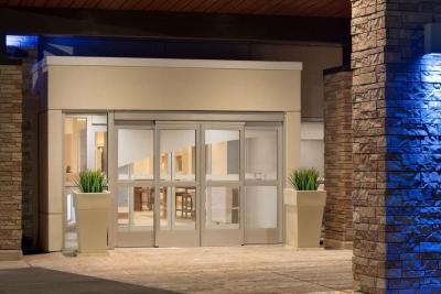 Holiday Inn Express & Suites Stevensville Benton H