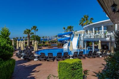 Golden Beach Resort &Spa