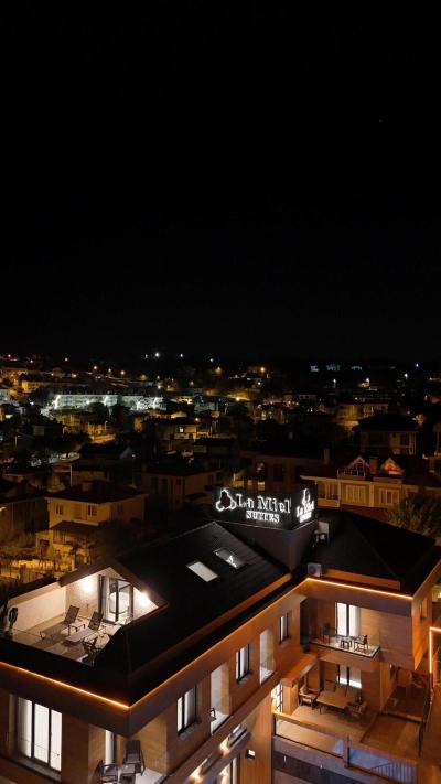 La Miel Suites