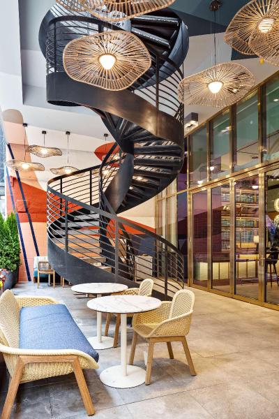Grayson Hotel The Unbound Collection By Hyatt
