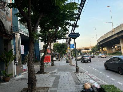 Ther Bangkoknoi Hotel