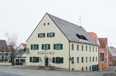 Hotel Und Gasthof Zum Hirsch