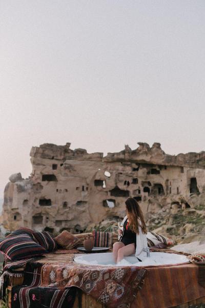 Seki Cave Suites