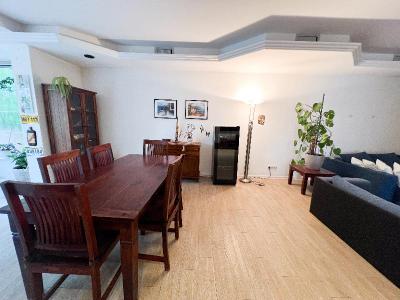 Große Und Voll Ausgestattete Apartments Im Grünen