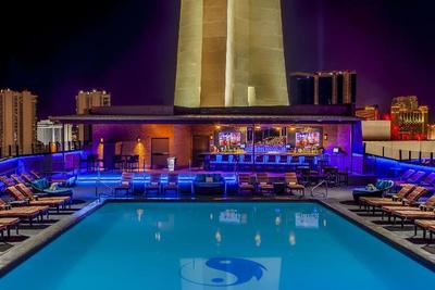 Hip Unit At By The Strat Casino Strip Las Vegas