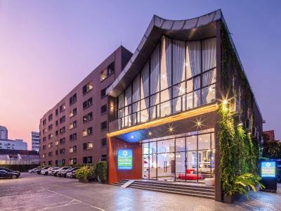 Surestay By Best Western Iconic Ari-Jatujak