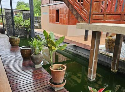 Nipatra Homestay By Zuzu