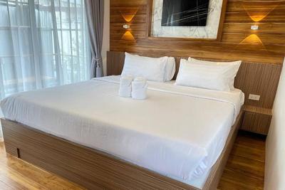 Ashi Poshtel By Zuzu