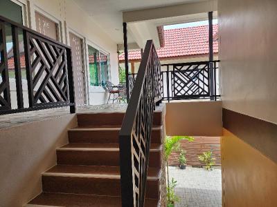 99 House By Zuzu