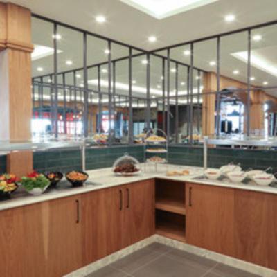 Expoist Hotel