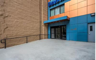 Days Inn by Wyndham New York Chinatown