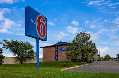 Motel 6 O'hare - Elk Grove