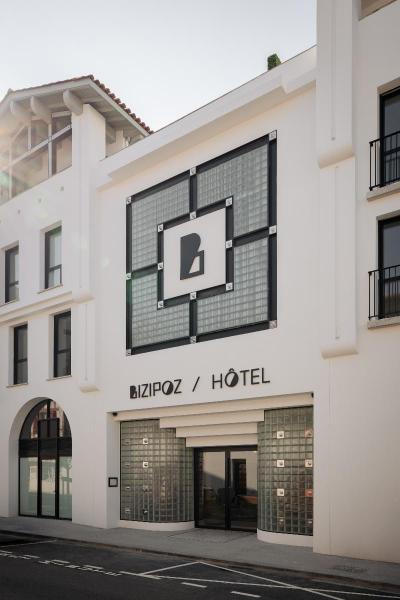 Bizipoz Hotel