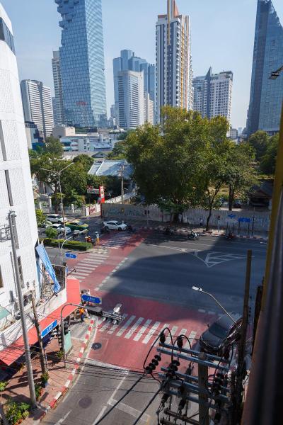 Upar Hotels Silom Near Mahanakhon