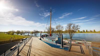 Holiday Inn Express & Suites Monheim am Rhein