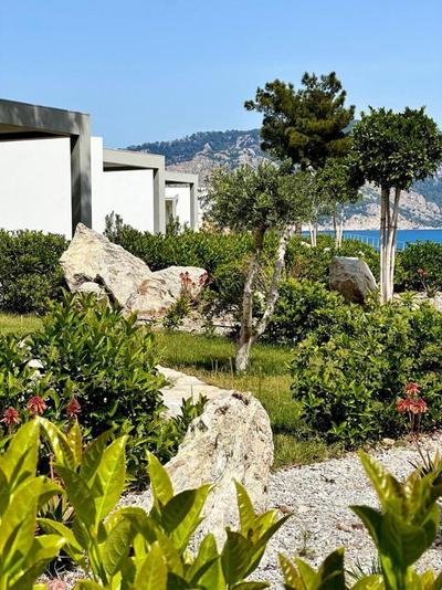 Z-villas Beach Hotel