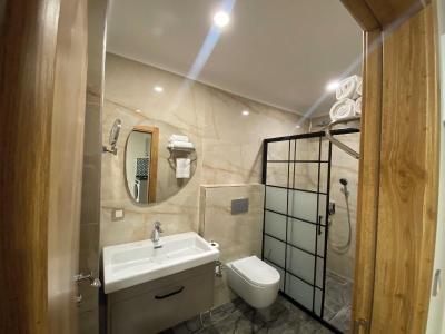 Rena Grand Residence Suite