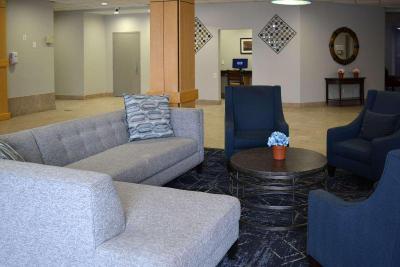Suburban Studios East Syracuse Carrier Circle