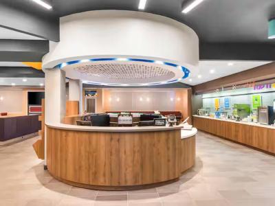 Tru by Hilton Pensacola I-10 North Davis Highway