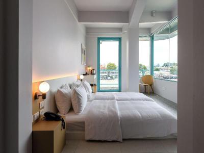 Mowa Bangkok