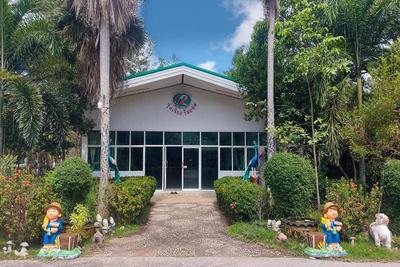 Rung Rueng Resort By Zuzu