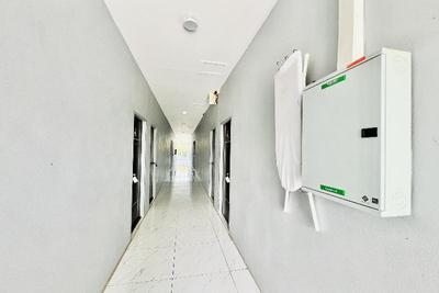 Parichat Bandung Hotel By Zuzu