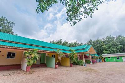 Chalalai Resort Kham Chanot By Zuzu