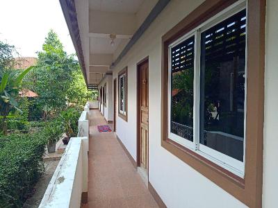 Phumchan Place Hotel By Zuzu