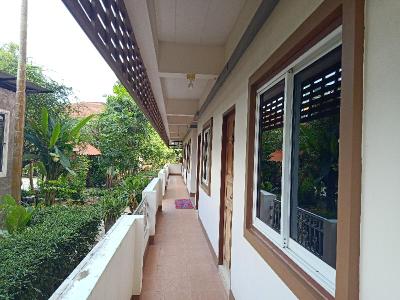 Phumchan Place Hotel By Zuzu