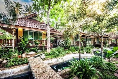 Baan Nam Pen Resort By Zuzu